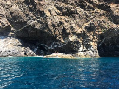 Zatopiony kamieniołom marmuru Nero Portoro